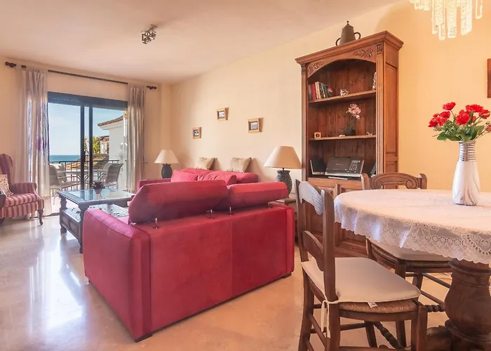 2233-Lovely 2 Bedrooms On The Beach, Pool And Port
