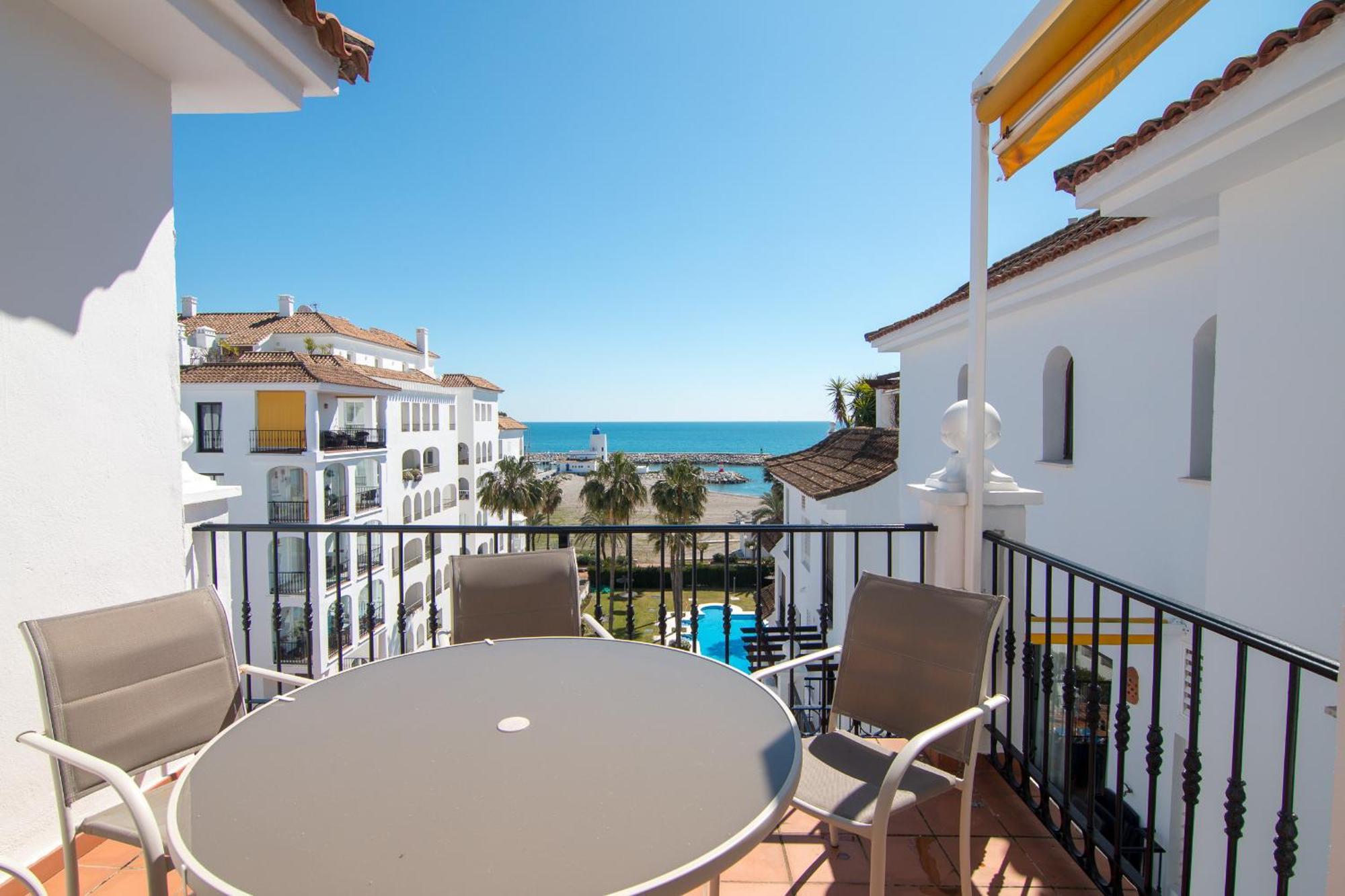 2233-lovely 2 Bedrooms On The Beach, Pool And Port * Manilva