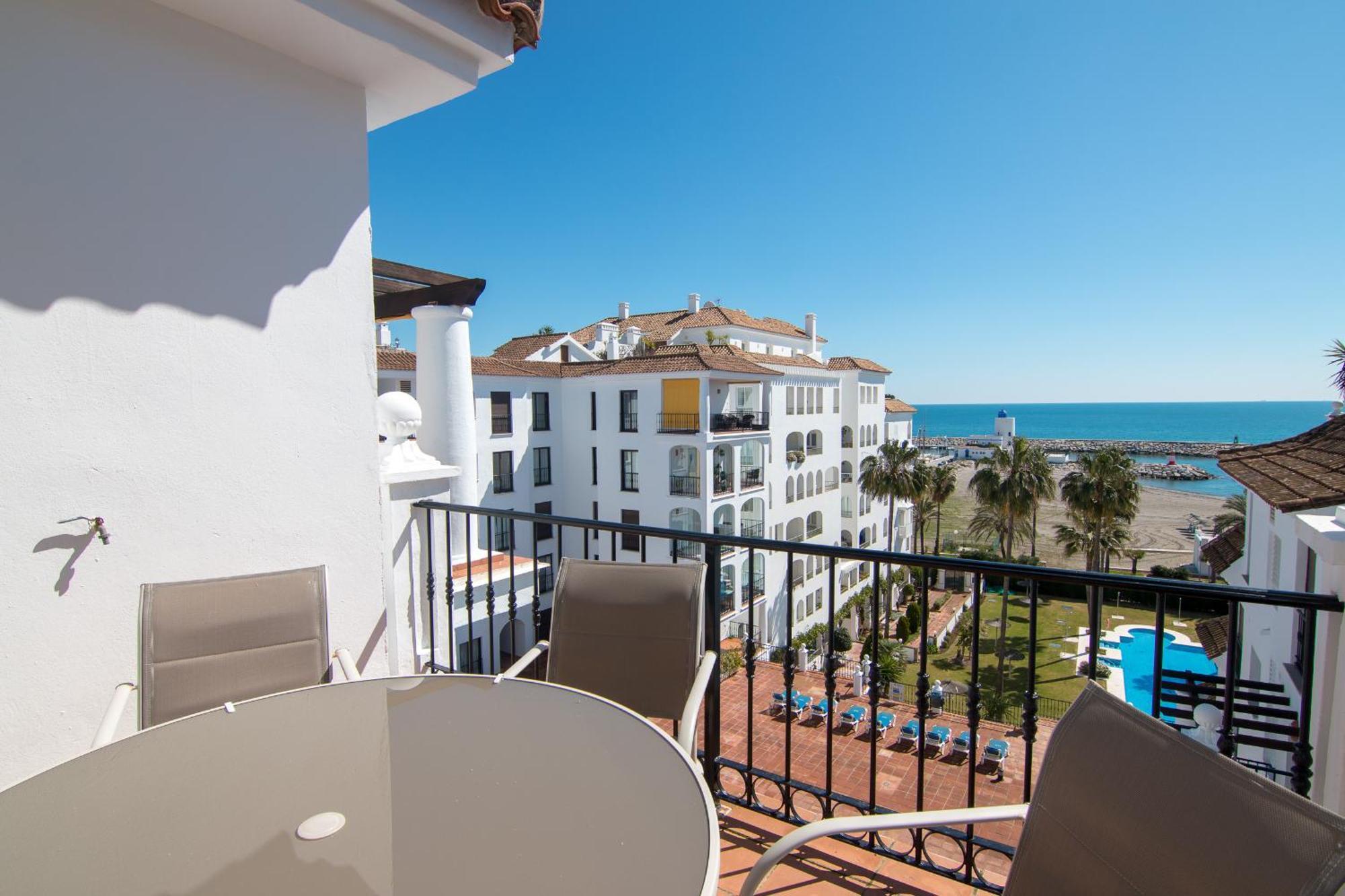 Apartment 2233-lovely 2 Bedrooms On The Beach, Pool And Port